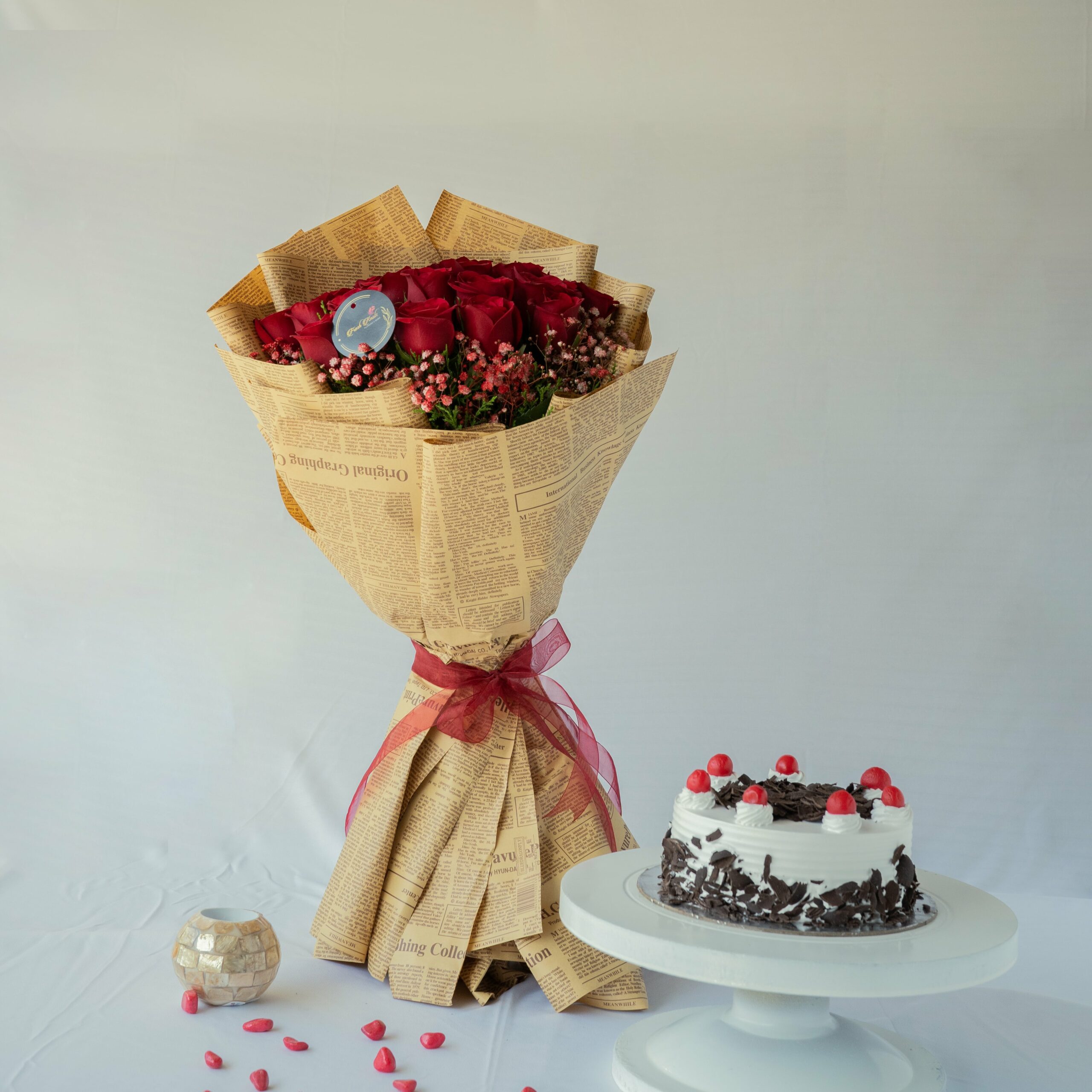 Shop for Fresh Lily and Orchid Bouquet with Birthday Cake online -  Kapurthala