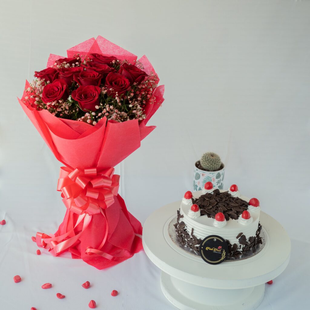 Combo Bouquet And Cake Gifts with Flowers