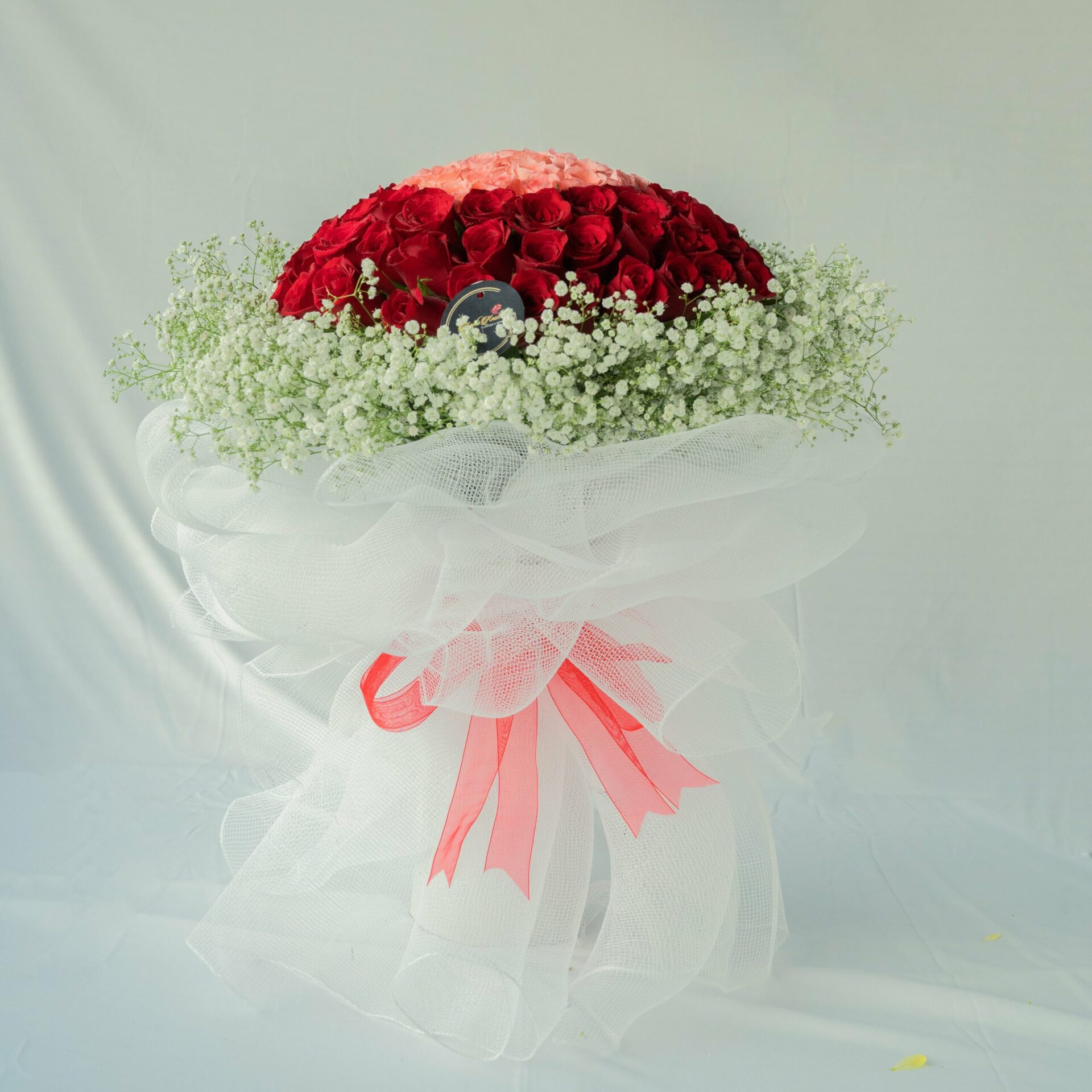 Ravishing Roses Bouquet of 100 Roses Flower delivery in Bangalore