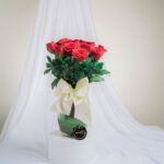 RosesInAVase gifts with flowers