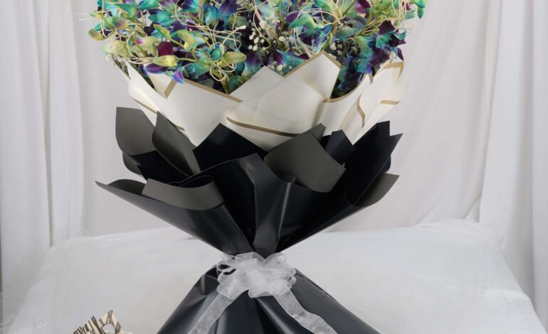 FreshKnots - BlueOrchidB-Bouquet (1)