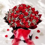 Premium red rose bouquet by FreshKnots Florist – romantic flower bouquet with same-day flower delivery in Bangalore.