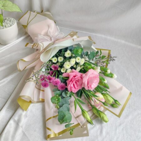 Bunch of Exotic Flowers- available for 2 hours delivery in Bangalore