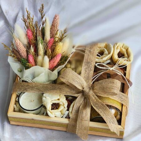Tray Hamper of Dry Fruits for Gifting