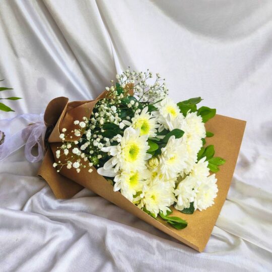 Bouquet of Daisies for delivery in bangalore