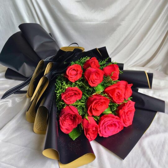 Red Roses Bunch for online flowers and bouquets in Bangalore