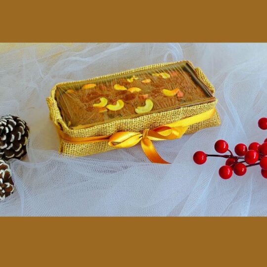 “Freshknots premium plum cake , festive dry fruit plum cake gifting in Bangalore.