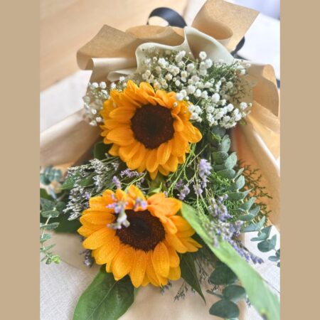 Fresh sunflower bouquet with baby’s breath for same day flower delivery in Bangalore by FreshKnots