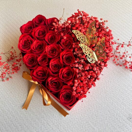 Heart shaped red rose arrangement for same day flower delivery in Bangalore, luxury romantic flowers by FreshKnots