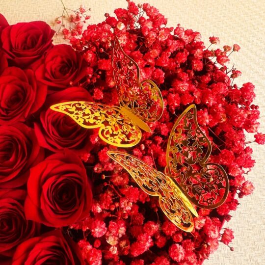 Heart shaped red rose arrangement for same day flower delivery in Bangalore, luxury romantic flowers by FreshKnots