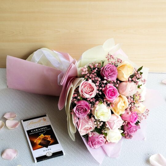 Pastel rose valentine bouquet with same day flower delivery in Bangalore
