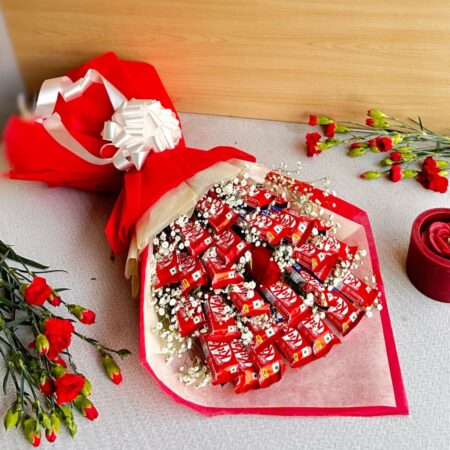 KitKat chocolate bouquet for Valentine’s Day with same day delivery in Bangalore
