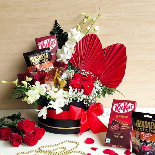 A luxury flower and chocolate gift box made for unforgettable Valentine moments.