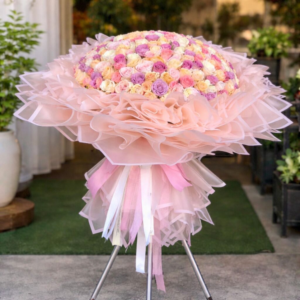 Luxury Valentine bouquet of 150 pastel roses with same day delivery in Bangalore