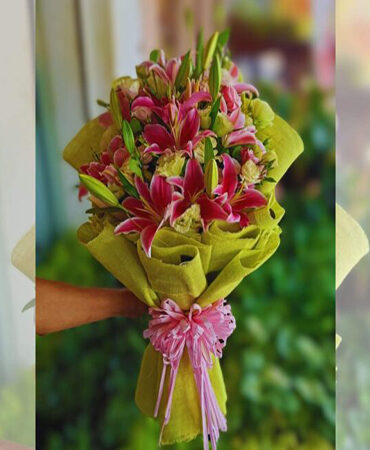 flower arrangements in bangalore