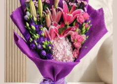 Anniversary Flower and cake delivery in Bangalore