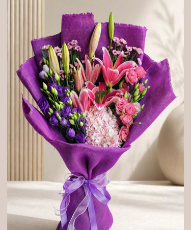 Anniversary Flower and cake delivery in Bangalore